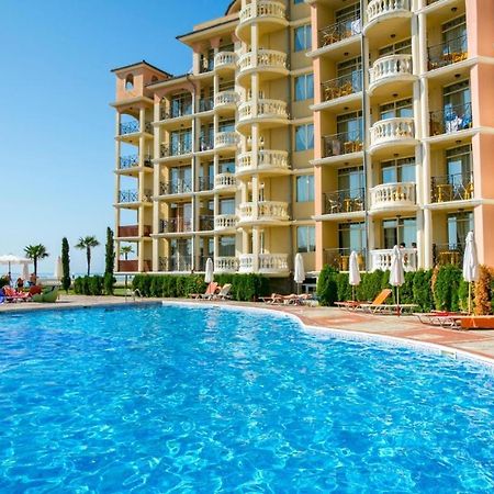 Andalucia Beach - Sea Viev Apartments เอเลนีเต ภายนอก รูปภาพ
