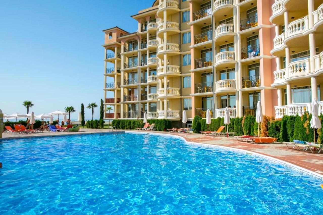 Andalucia Beach - Sea Viev Apartments เอเลนีเต ภายนอก รูปภาพ